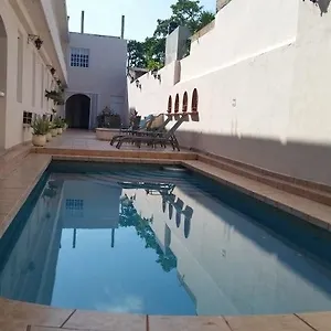 Handall Hotel