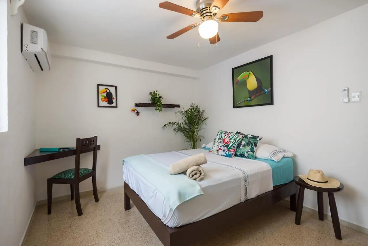 Guest house Casa Tropical Hotel Cancun